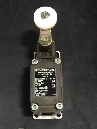  SCHMERSAL T4VH 336-11Z-1914 Limit Switch W/Actuator 