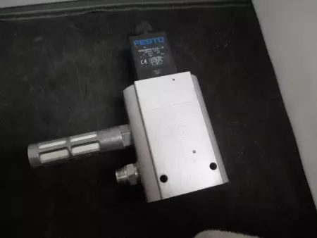  FESTO VERS.MPPE-3-1/4 Proportional Pressure Regulator, 122890 