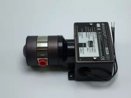 Ashcroft D424VXFM60PSID Differential Pressure Switch 