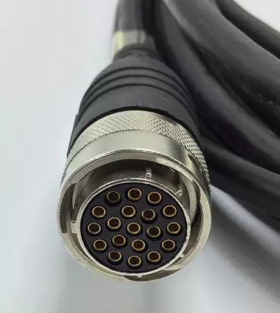  Allen-Bradley 2090-XXNFMP-S05 Universal Feedback Cable 5M 