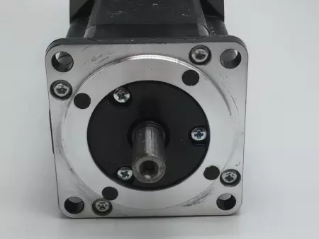 Schneider Electric ILA2K572TC2A0 DC Servo Motor, 48VDC 6.4A 