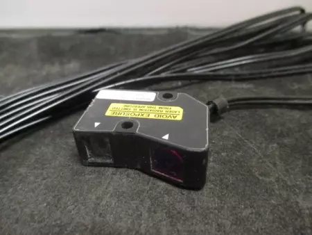  Keyence LV-H47 Photoelectric Sensor/LASER TESTED/EXCELLENT 