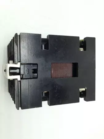 GENERAL ELECTRIC CR120A02222AA INDUSTRIAL RELAY, 300VAC, 10A, 