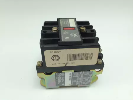 ALLEN BRADLEY INDUSTRIAL RELAY, SERIES C, 10 AMP, 4 POLE, P/N 700-N400A1-SC