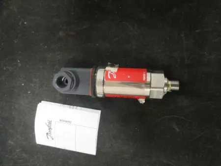   MBS 4050-3215-IBF04 Pressure Transmitter 