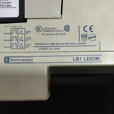 TELEMECANIQUE LD4-LD130BD & LB1-LD03M53 STARTER W/INTEGRAL STARTER OVERLOAD 