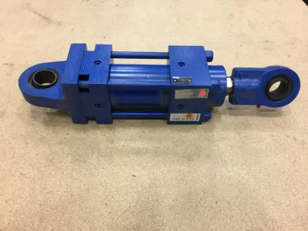 Rexroth C160TH/80/45/1/MP6 Hydraulic Cylinder 