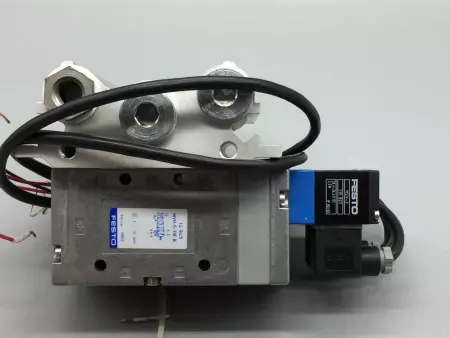   PRS-3/8-3-B Manifold Block W/MVH-5-3/8-B 30683 WITH 14945 Solenoid Valve & Coi