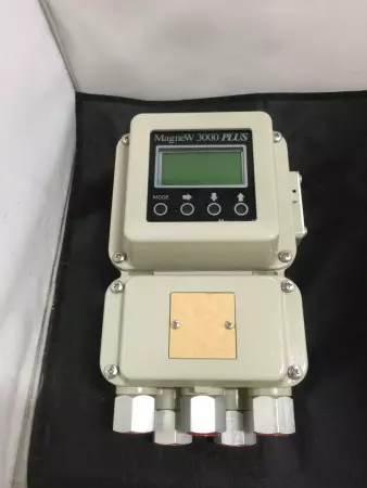 Honeywell MGG14C-CA4G-XA2X-SH MagneW 3000 PLUS Flow Meter 