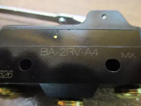  Microswitch BA-2RV-A4 Snap Action Basic Switch 