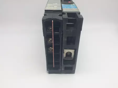  Siemens ED41B070 Type ED4 Circuit Breaker, 70Amp W/ Auxiliary Switch A01ED62 