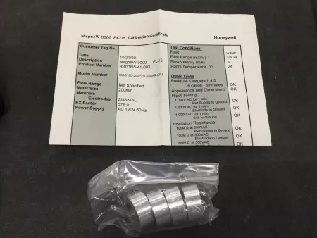 Honeywell R-9Y995-41-093 MagneW 3000 Plus Flowmeter, 200mm ID 