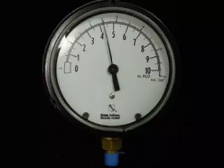 NEW Ashcroft 45-1188-A-02L-10 Pressure Gauge 