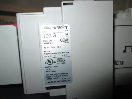 NEW ALLEN BRADLEY 100S-C30KP14C 3 POLE SAFETY CONTACTOR 