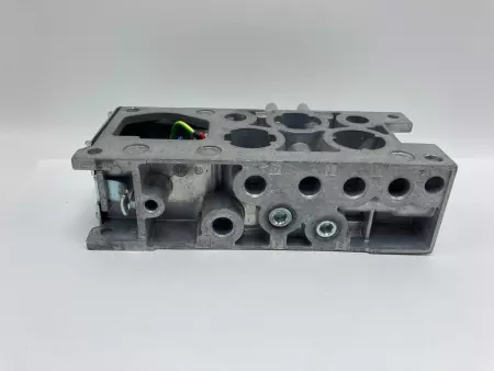  FESTO VIGK-04-D-1 MANIFOLD SUB-BASE 