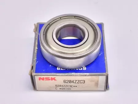 NEW NSK 6204ZZC3 BALL BEARING 20MM BORE 