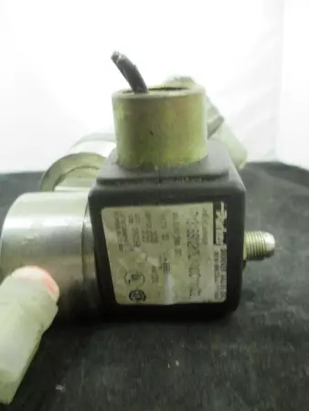  Versa / Parker SA-3301-62-316 w/Parker Valve 71315SN2KNJ1NOC111C2 