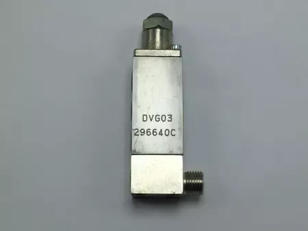 NEW Nordson 296640C DVG03 3-Way Module CF200 Right Angle 