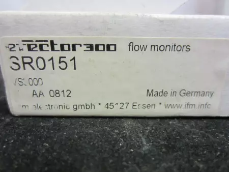 IFM Efector SR0151 Flow Monitor 