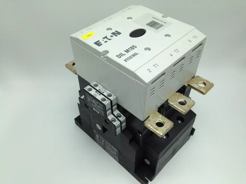 Eaton DIL M185-XTCE185L Contactor 600V 225Amp 110/150VDC Coil 