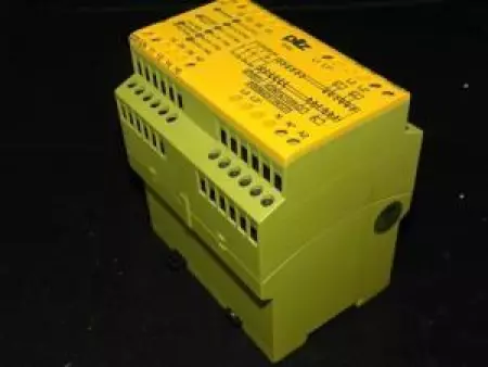  Pilz 775510 PU3Z 24VDCSafety Relay 8.0W - IN GERMANY 