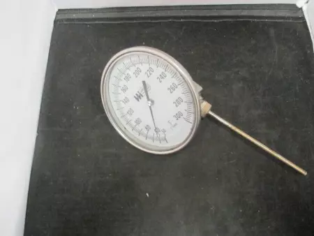   0249 Industrial Thermometer 0-300°F  5