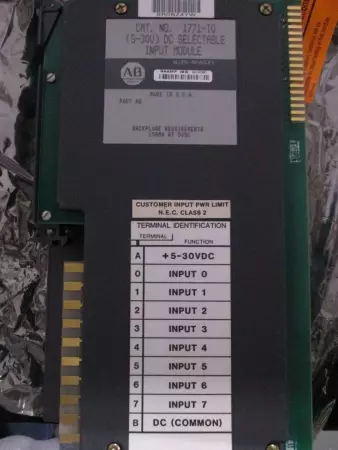 NEW Allen-Bradley 1771-IQ Input Module 