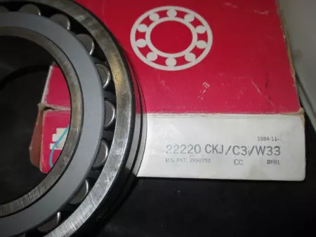 SKF 22220 CKJ/C3/W33 Spherical Roller Bearing 100 X180X46mm 