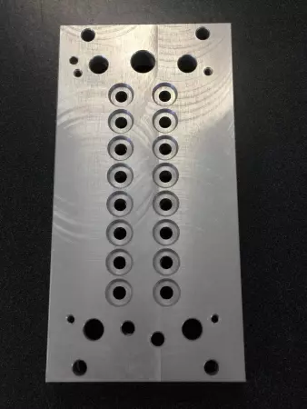 NEW FESTO CPV14-VI-P8-1/8-B MULTI-PIN PNEUMATIC MANIFOLD 152427 