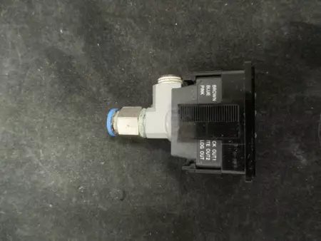  Keyence AP-C31KP Pressure Sensor (TESTED) 