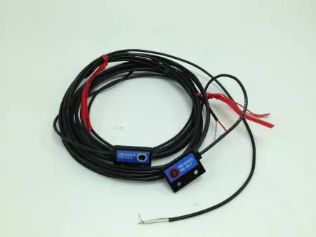 KEYENCE PS-56 PHOTOELECTRIC SENSOR RANGE 300MM TRANSMITTER & RECEIVER 