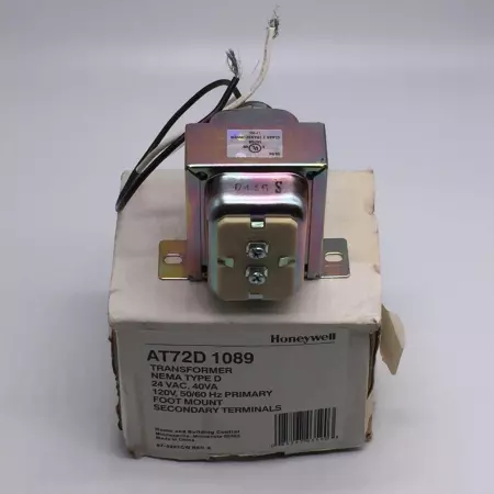 HONEYWELL AT72D-1089 TRANSFORMER TYPE D 40VA, 120V-24V, FOOT MOUNT 