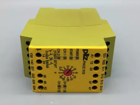  PILZ 774500 PNOZ XV2 SAFETY RELAY 24VDC 