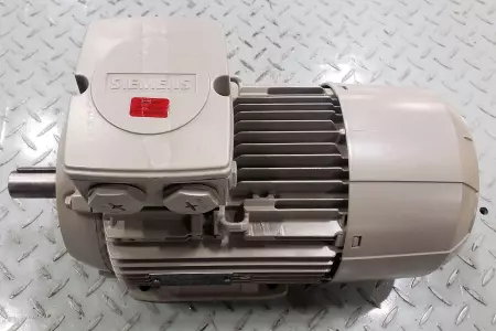 Siemens 1LE10231AA434AB4-Z Simotics GP AC Motor, 4HP/3.45kW 