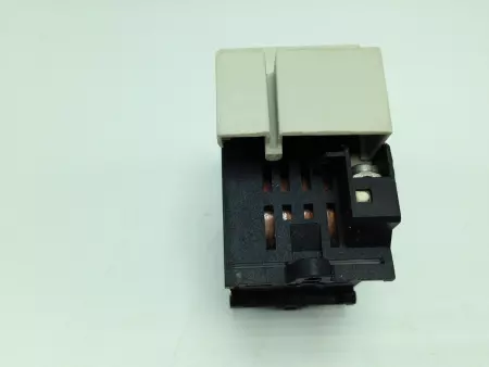  Siemens 5TT3-983 Remote Switch, 230V, 20Amp 