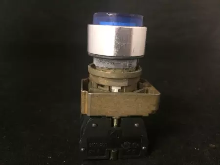  Allen-Bradley 800E-2D0 Illuminated Blue Pushbutton 