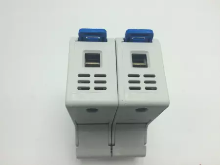  Ferraz Shawmut US3J2I Ultrasafe Fuse Holder 600V 30Amp with Indicator 2-Pole Cl