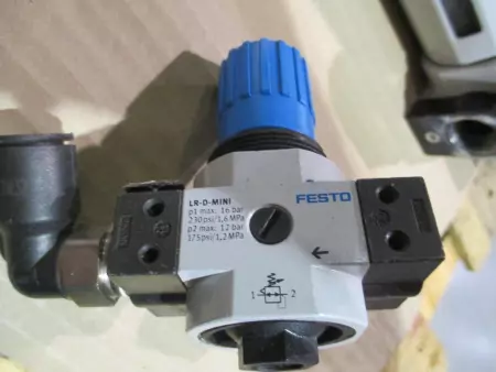  Festo LR-3/8-D-MINI Pressure Regulator 