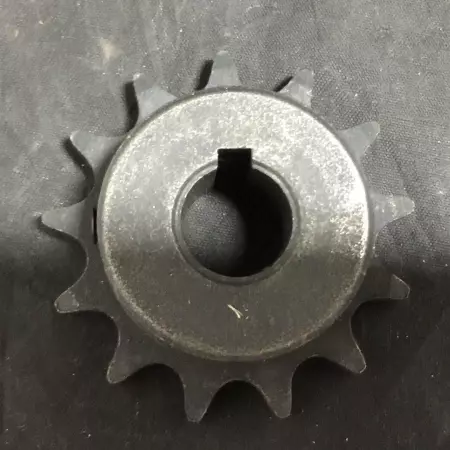 NEW  40BS13 5/8 SPROCKET 