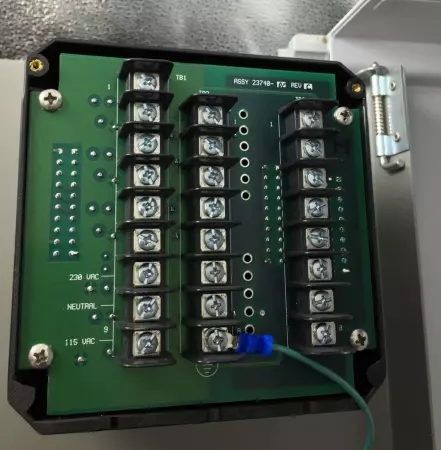 Rosemount 1054BCL Chlorine Microprocessor Analyzer 