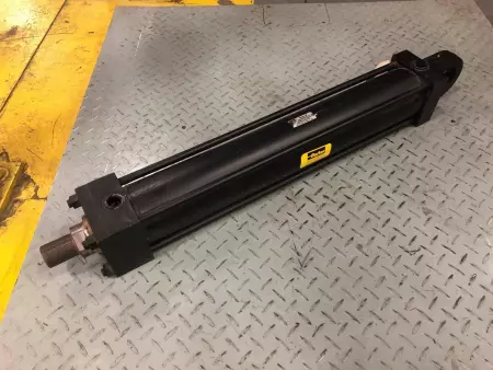 Parker 04.00 SBA2HKTS23M 24.760 Hydraulic Cylinder, 4