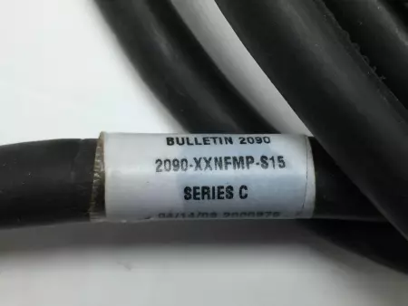  Allen-Bradley 2090-XXNFMP-S05 Universal Feedback Cable 5M 