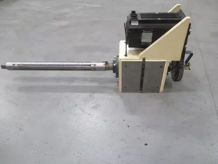 Goldenrod 840MM Unwind Shaft Assembly w/1326AB-B720E-21 Servo Motor 6.79kW 